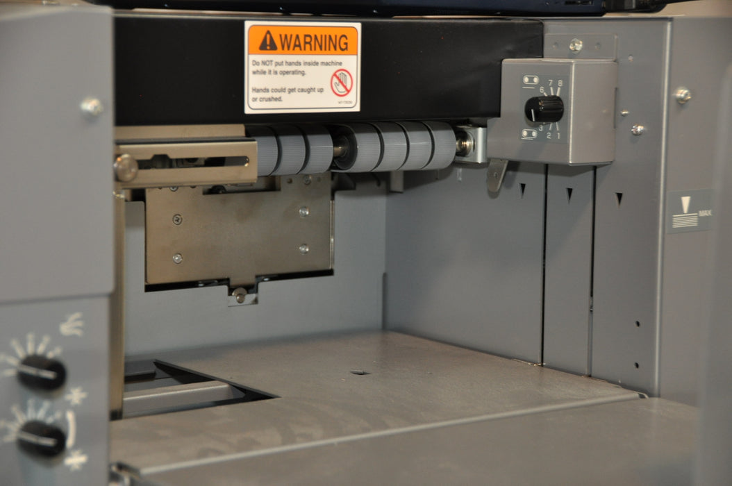 Duplo DC-616 PRO Slitter/Cutter/Creaser (LIKE NEW)