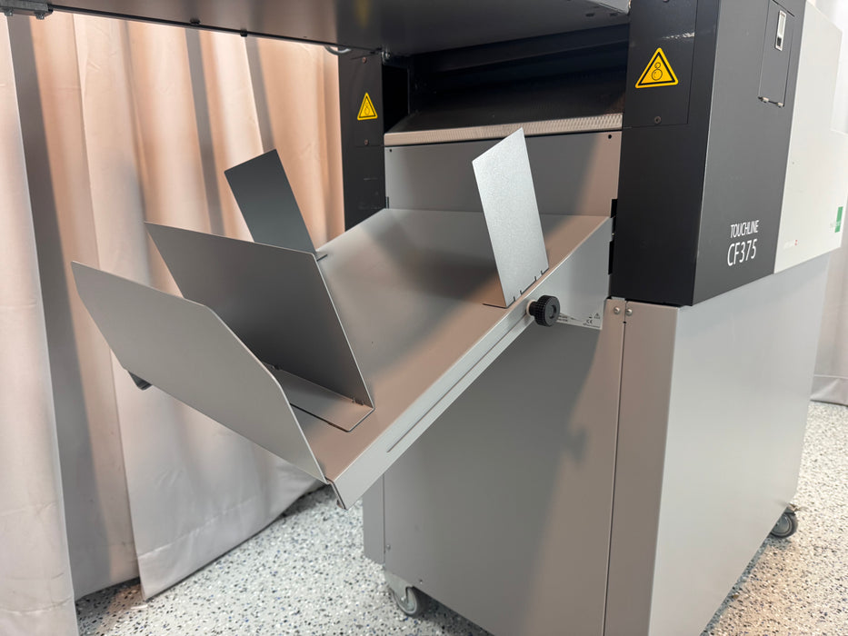 Duplo CF-375 Creasing and Folding System