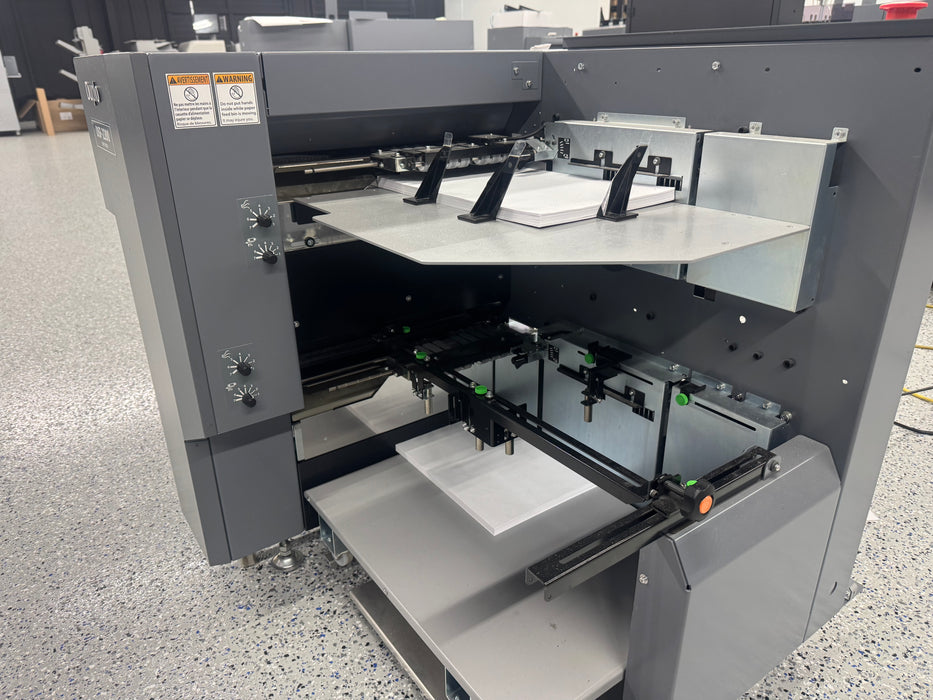 PRE_OWNED Duplo 150 Digital Booklet System