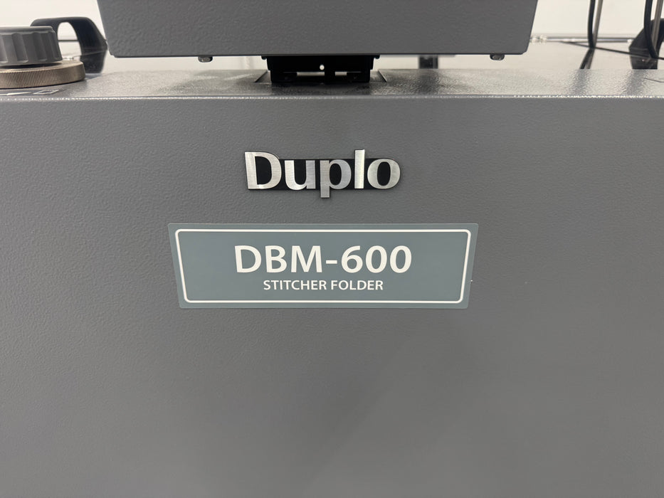 Duplo 600i Booklet System with Intelligent Feed Collator