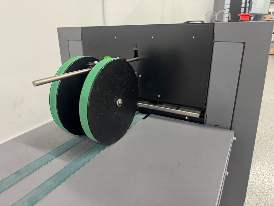 Duplo 600i Booklet System with Intelligent Feed Collator